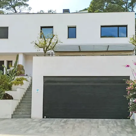 Sa Riera White On The By Interhome Begur